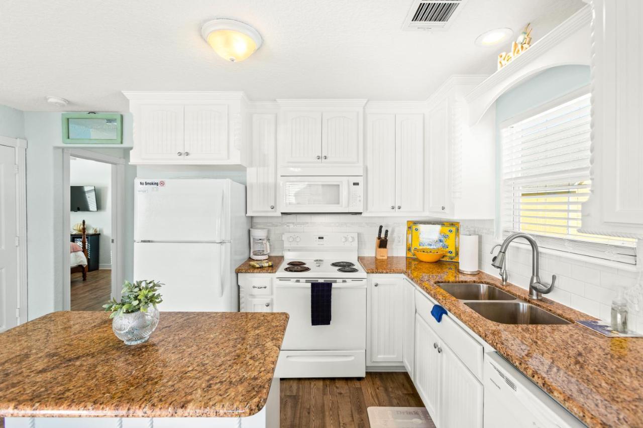 Walk To Beach, Sunset Bay Views, Pet Friendly - Sea Me Relaxin Surfside Beach Exterior foto